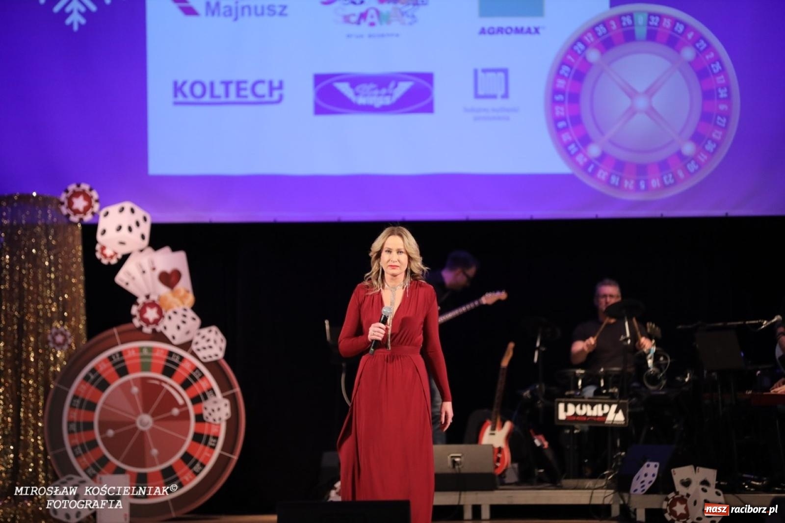 Zdjęcie w galerii na portalu naszraciborz.pl: Gwiazdy Gwiazdki Serc 2024. Koncert charytatywny na bis! wiadomości z regionu