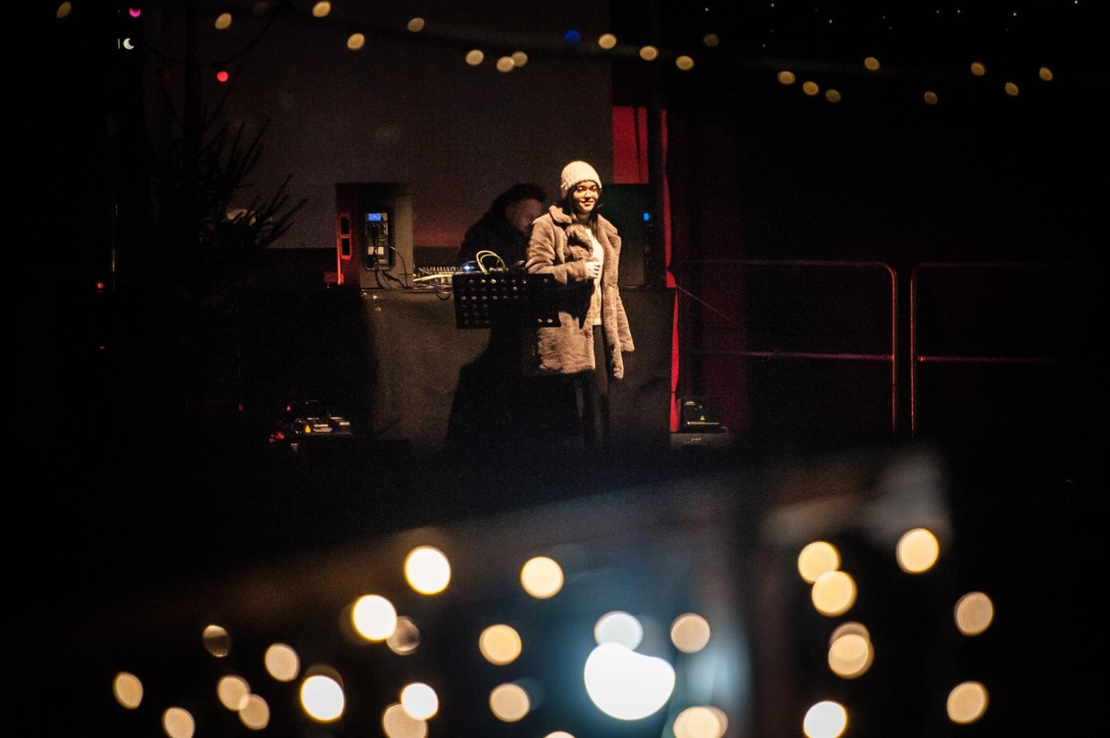 Zdjęcie w galerii na portalu naszraciborz.pl: Muzyka elektroniczna zabrzmiała na zamku. Sobota to szemrane piosenki, niedziela show Muzyczna karuzela wiadomości z regionu