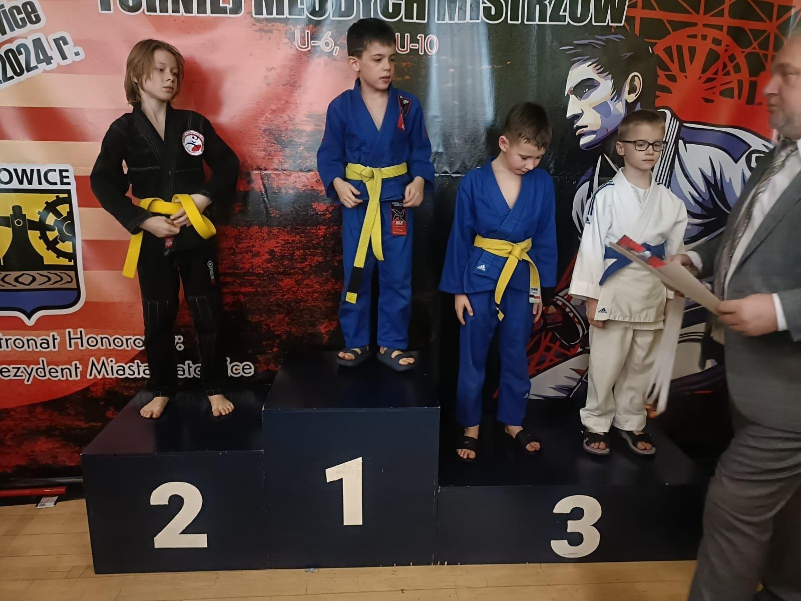 Zdjęcie w galerii na portalu naszraciborz.pl: Mistrzostwa Śląska w Ju-Jitsu Sportowym. Łamatorzy z medalami wiadomości z regionu