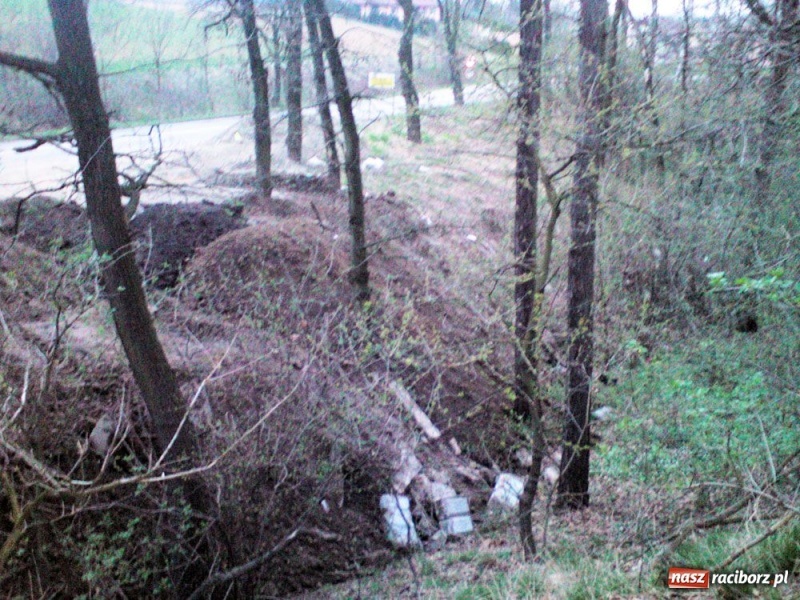 Zdjęcie w galerii na portalu naszraciborz.pl: Remontują, ale i kamuflują... wiadomości z regionu