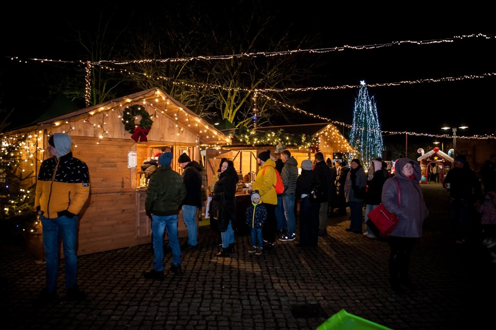 Zdjęcie w galerii na portalu naszraciborz.pl: Sobotni wieczór na jarmarku na Zamku Piastowskim [FOTO i WIDEO, PROGRAM NA NIEDZIELĘ] wiadomości z regionu