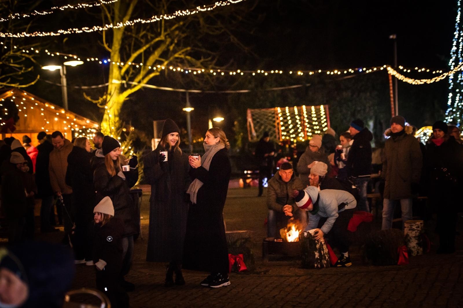 Zdjęcie w galerii na portalu naszraciborz.pl: Sobotni wieczór na jarmarku na Zamku Piastowskim [FOTO i WIDEO, PROGRAM NA NIEDZIELĘ] wiadomości z regionu