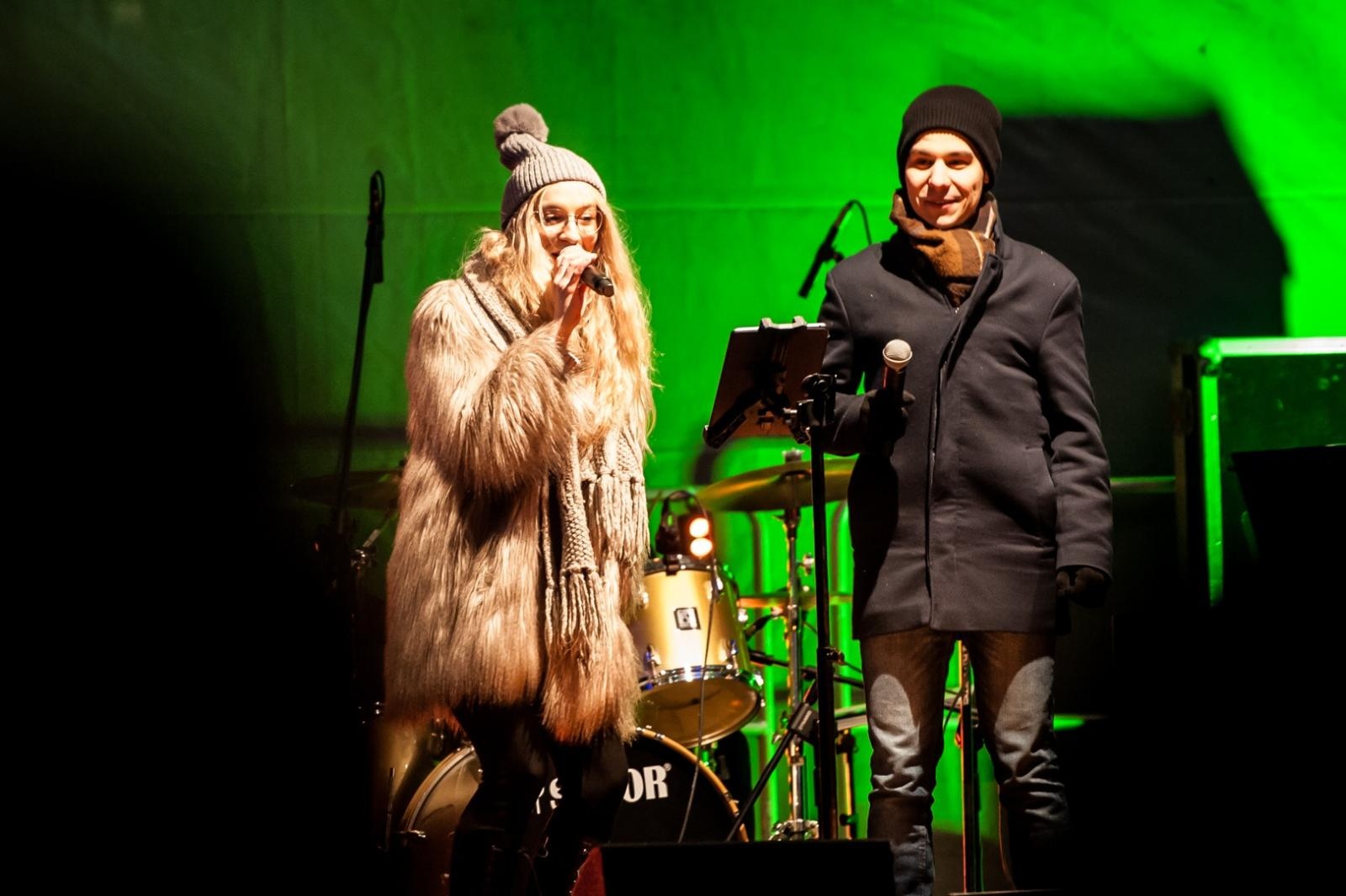 Zdjęcie w galerii na portalu naszraciborz.pl: Sobotni wieczór na jarmarku na Zamku Piastowskim [FOTO i WIDEO, PROGRAM NA NIEDZIELĘ] wiadomości z regionu