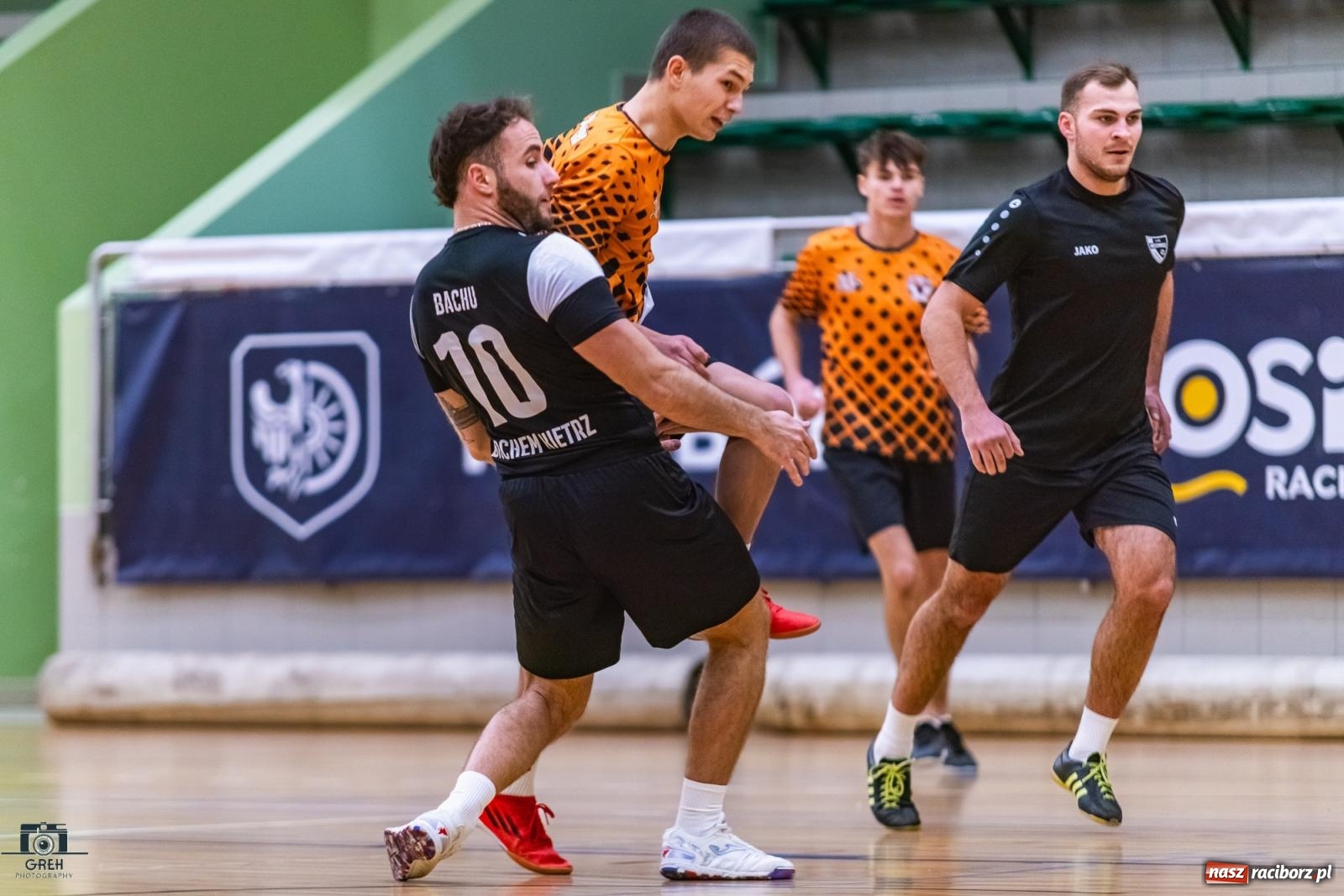 Zdjęcie w galerii na portalu naszraciborz.pl: HLPN. Sobota z futsalem w hali OSiR [FOTO] wiadomości z regionu