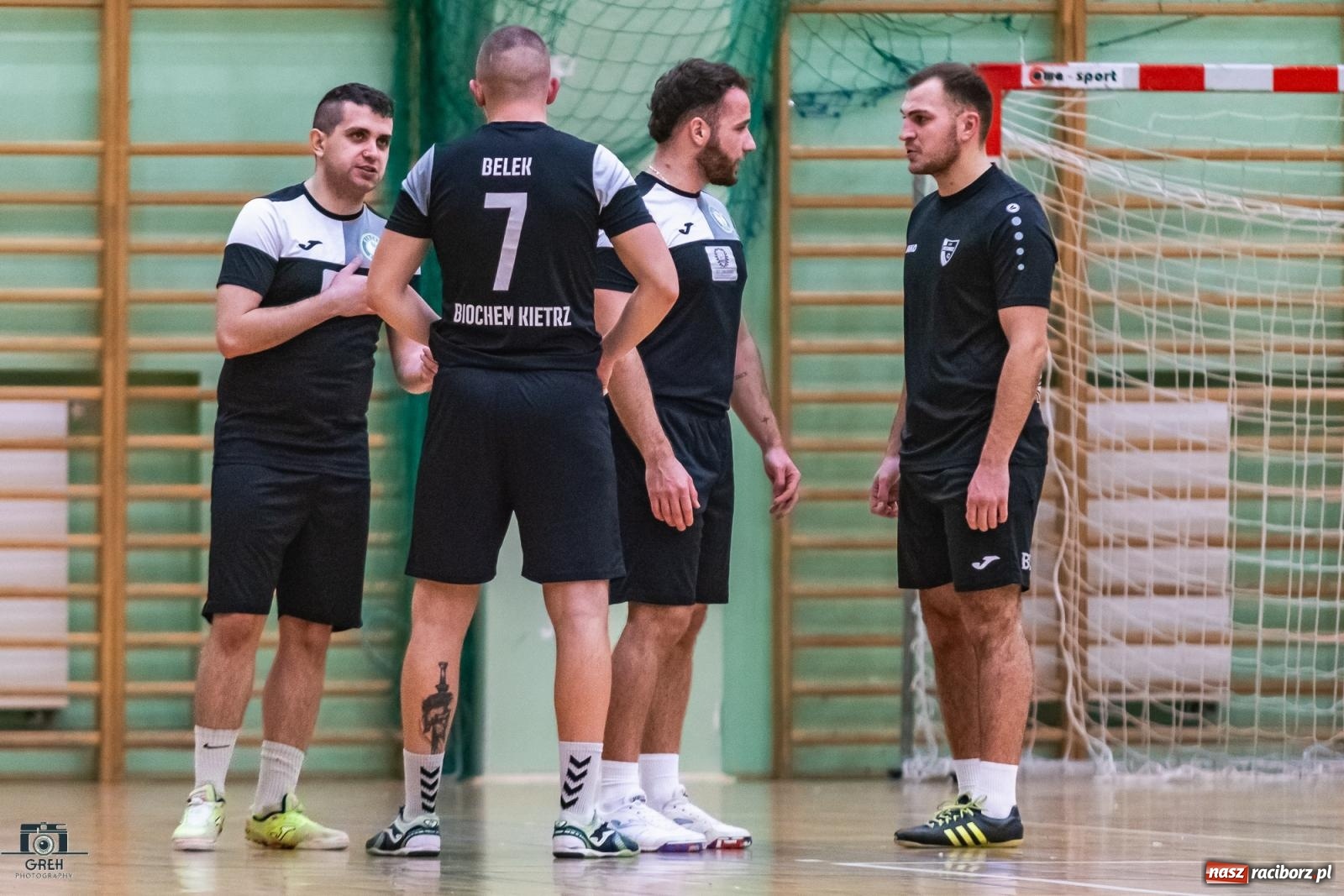 Zdjęcie w galerii na portalu naszraciborz.pl: HLPN. Sobota z futsalem w hali OSiR [FOTO] wiadomości z regionu