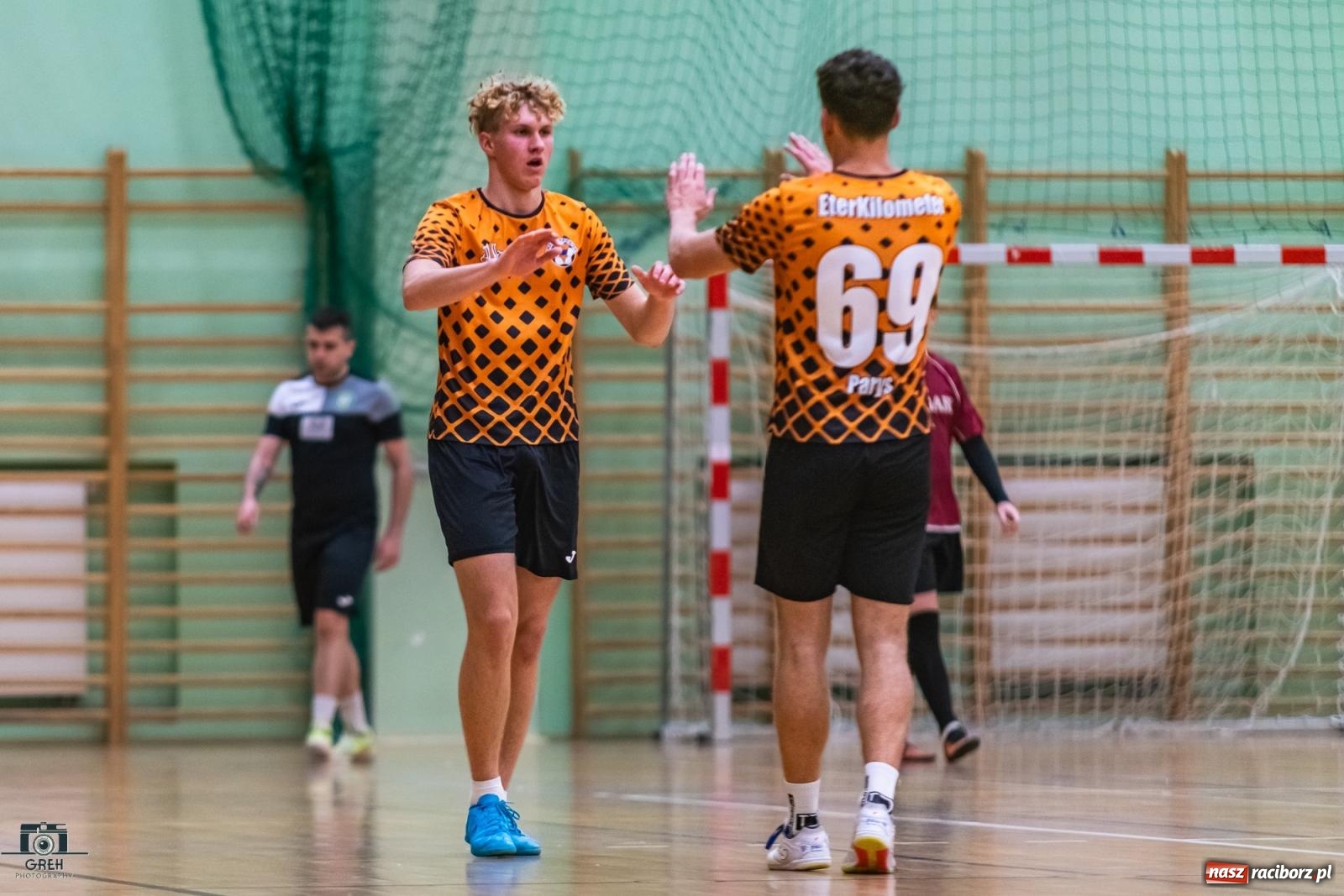 Zdjęcie w galerii na portalu naszraciborz.pl: HLPN. Sobota z futsalem w hali OSiR [FOTO] wiadomości z regionu