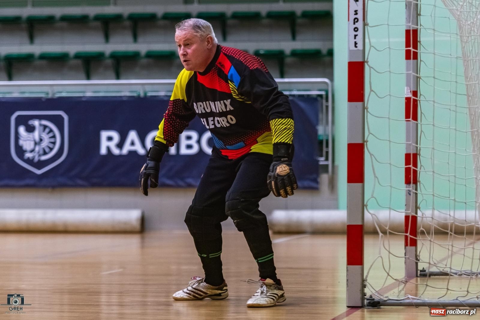 Zdjęcie w galerii na portalu naszraciborz.pl: HLPN. Sobota z futsalem w hali OSiR [FOTO] wiadomości z regionu