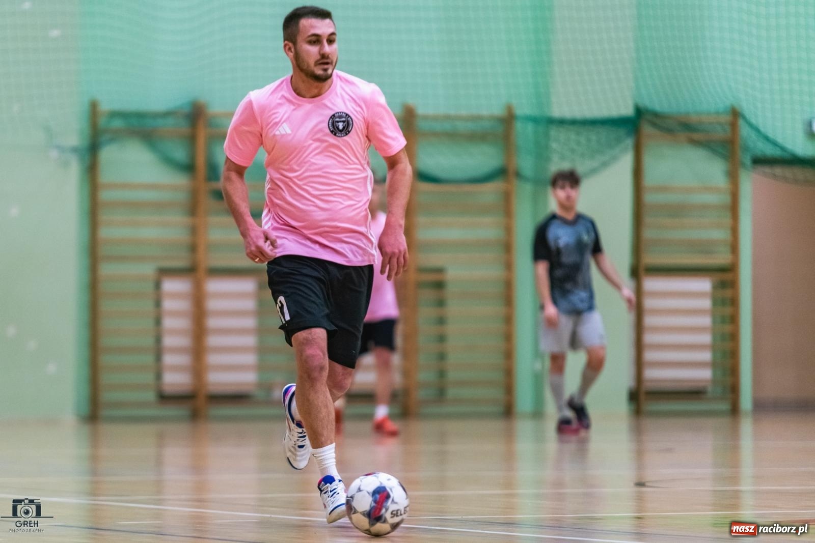 Zdjęcie w galerii na portalu naszraciborz.pl: HLPN. Sobota z futsalem w hali OSiR [FOTO] wiadomości z regionu