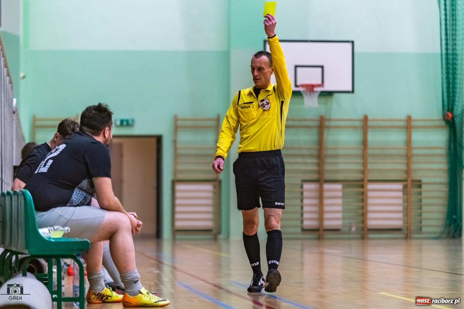 Zdjęcie w galerii na portalu naszraciborz.pl: HLPN. Sobota z futsalem w hali OSiR [FOTO] wiadomości z regionu