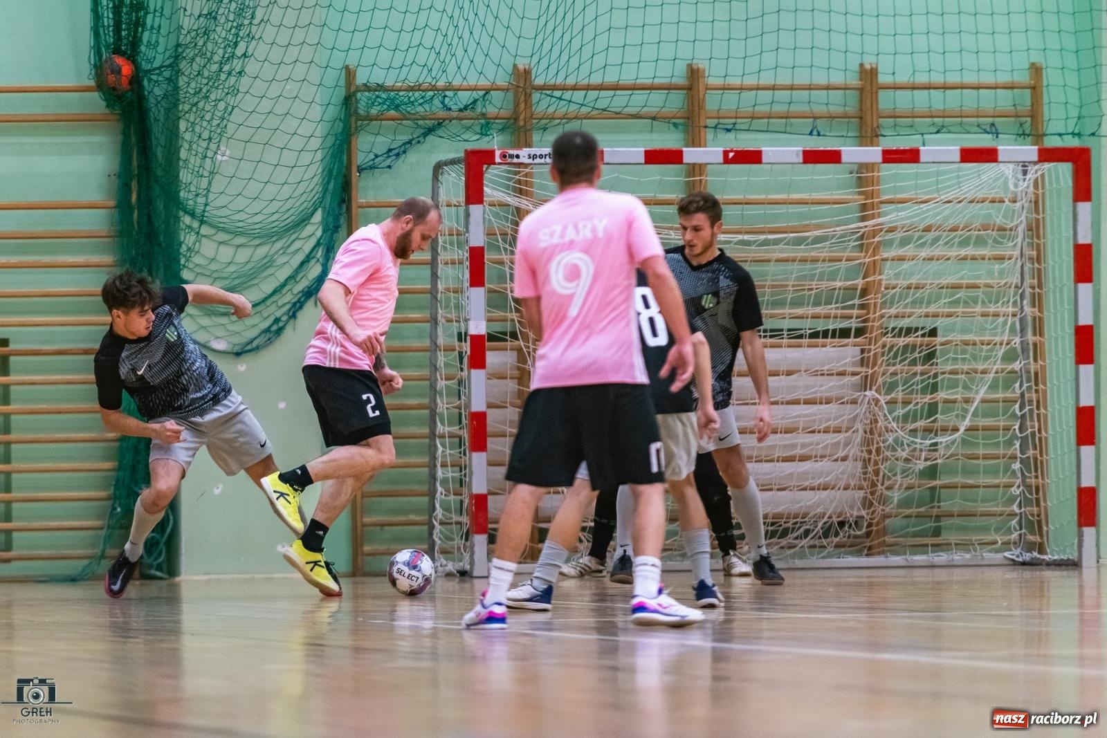 Zdjęcie w galerii na portalu naszraciborz.pl: HLPN. Sobota z futsalem w hali OSiR [FOTO] wiadomości z regionu