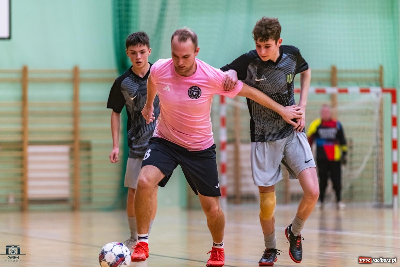 Zdjęcie w galerii na portalu naszraciborz.pl: HLPN. Sobota z futsalem w hali OSiR [FOTO] wiadomości z regionu