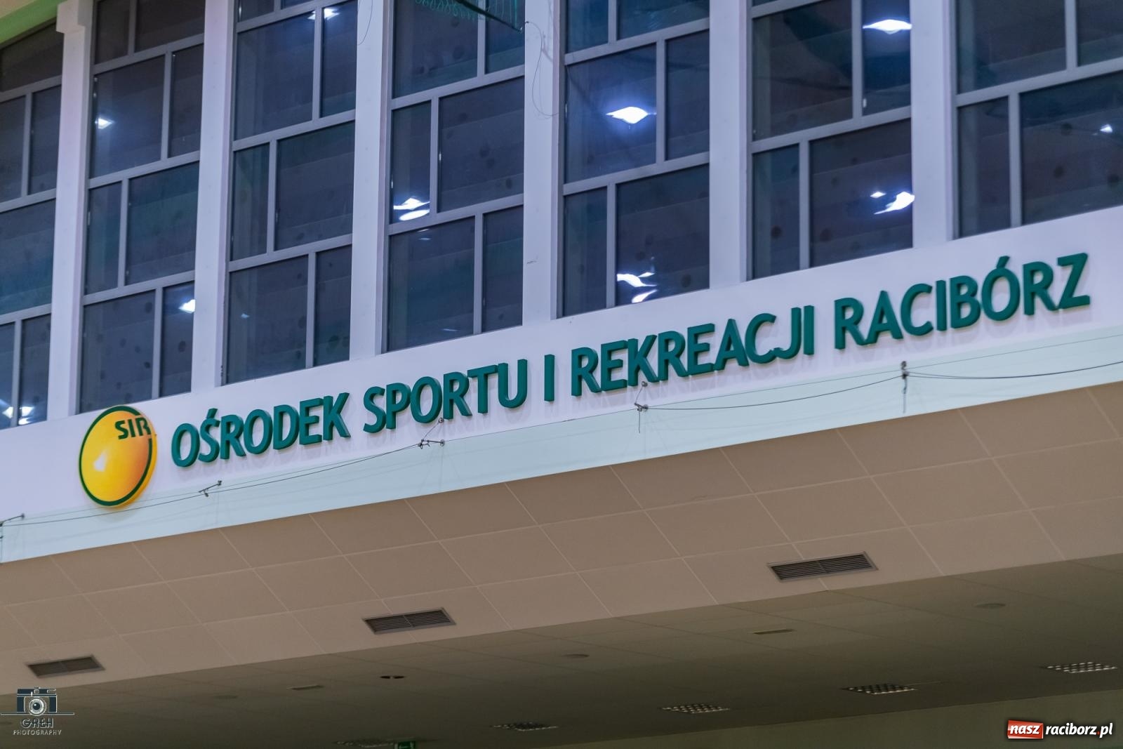 Zdjęcie w galerii na portalu naszraciborz.pl: HLPN. Sobota z futsalem w hali OSiR [FOTO] wiadomości z regionu