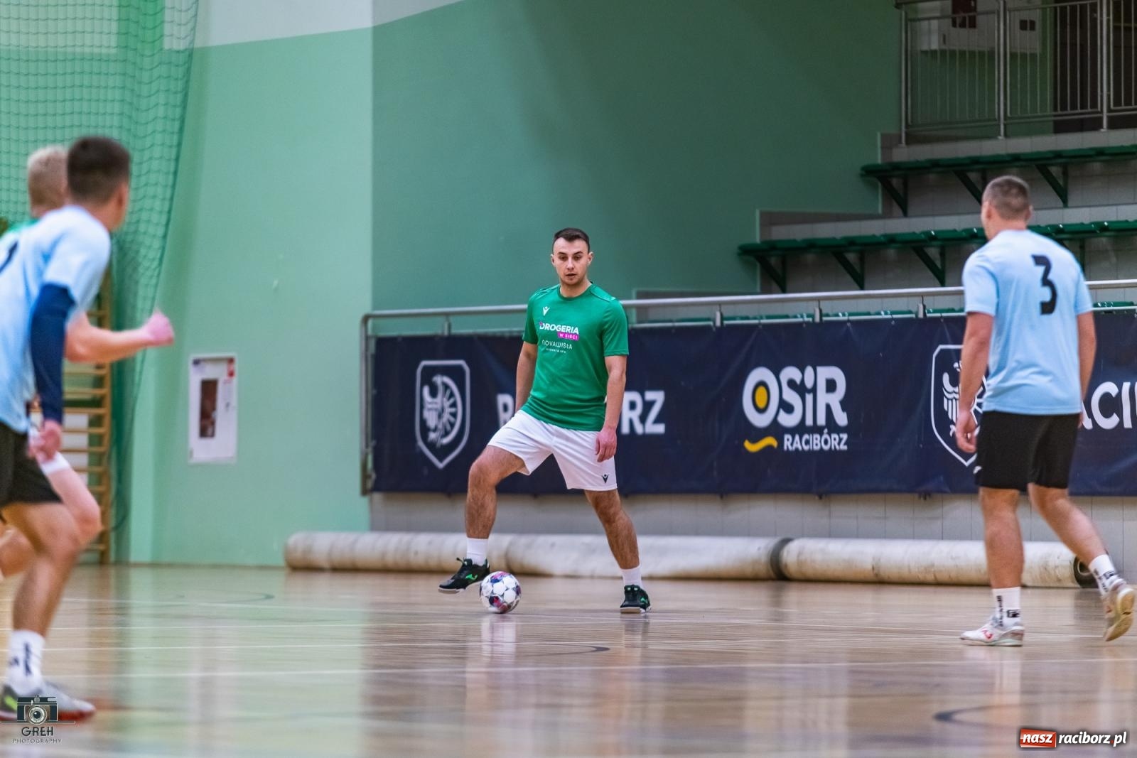 Zdjęcie w galerii na portalu naszraciborz.pl: HLPN. Sobota z futsalem w hali OSiR [FOTO] wiadomości z regionu