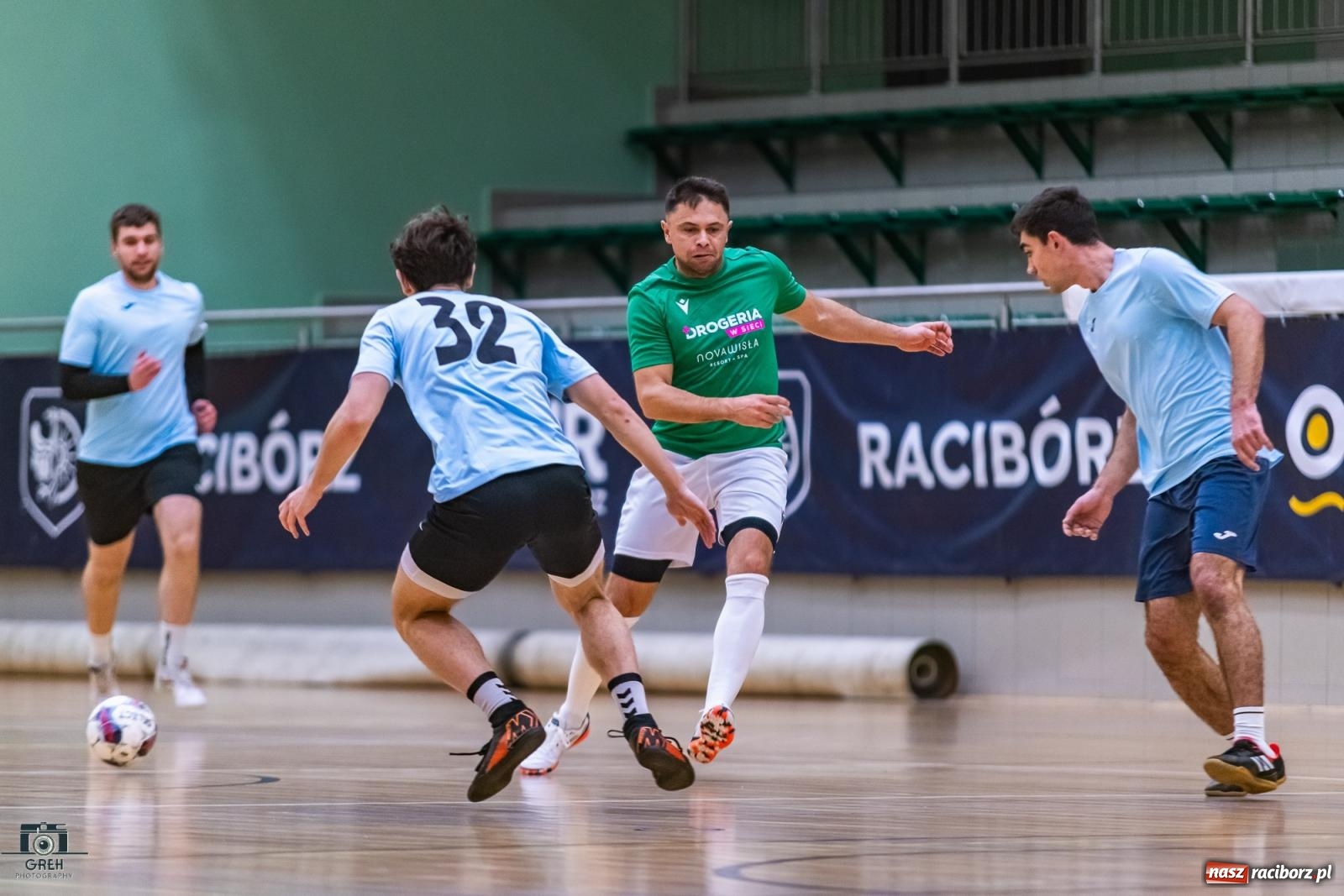 Zdjęcie w galerii na portalu naszraciborz.pl: HLPN. Sobota z futsalem w hali OSiR [FOTO] wiadomości z regionu