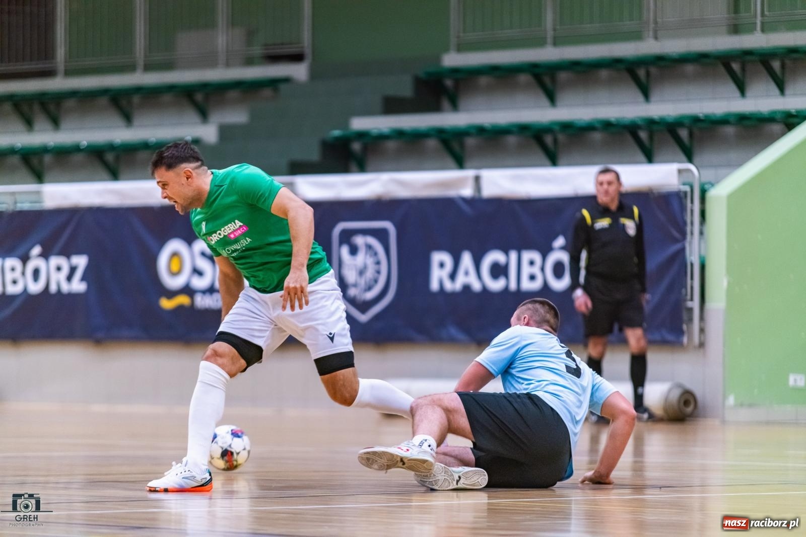 Zdjęcie w galerii na portalu naszraciborz.pl: HLPN. Sobota z futsalem w hali OSiR [FOTO] wiadomości z regionu