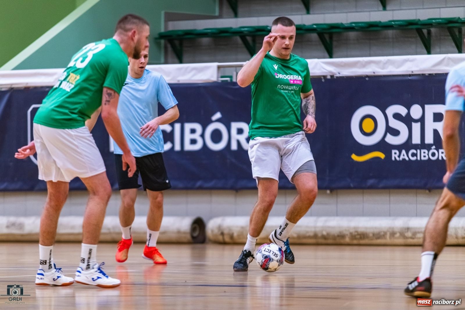 Zdjęcie w galerii na portalu naszraciborz.pl: HLPN. Sobota z futsalem w hali OSiR [FOTO] wiadomości z regionu