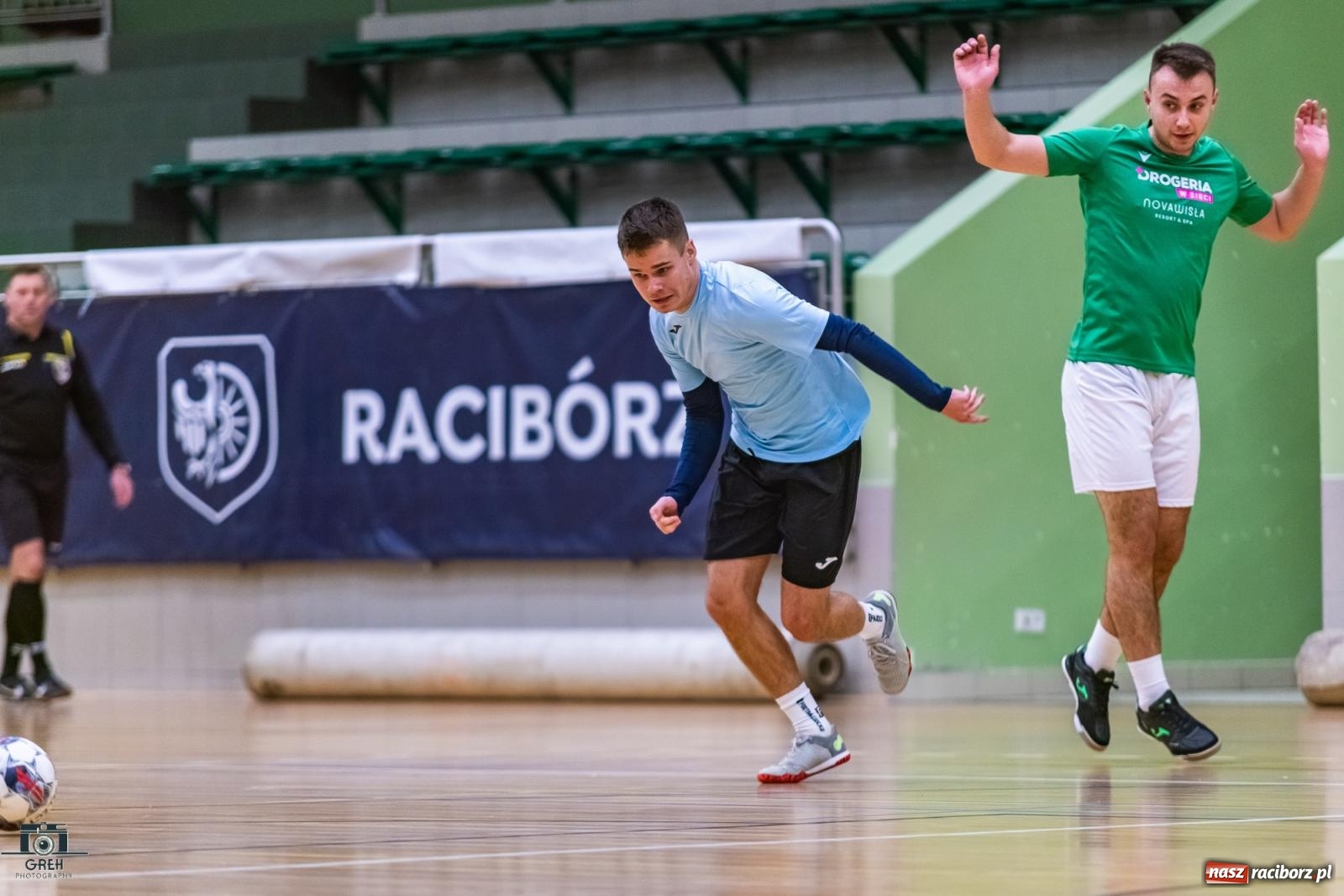 Zdjęcie w galerii na portalu naszraciborz.pl: HLPN. Sobota z futsalem w hali OSiR [FOTO] wiadomości z regionu