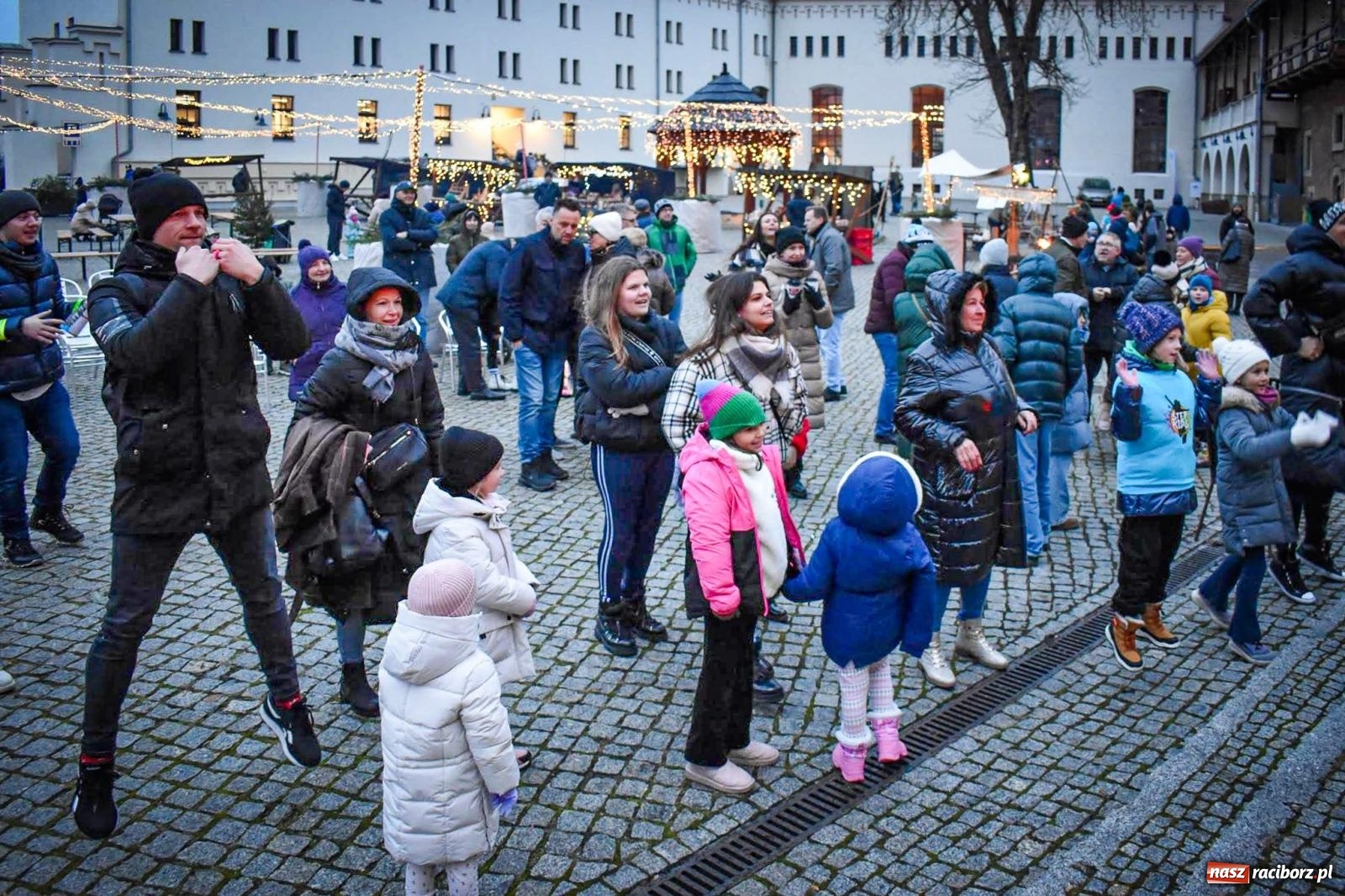 Zdjęcie w galerii na portalu naszraciborz.pl: Niedziela na zamku na Zamku Piastowskim w Raciborzu [FOTO i WIDEO] wiadomości z regionu