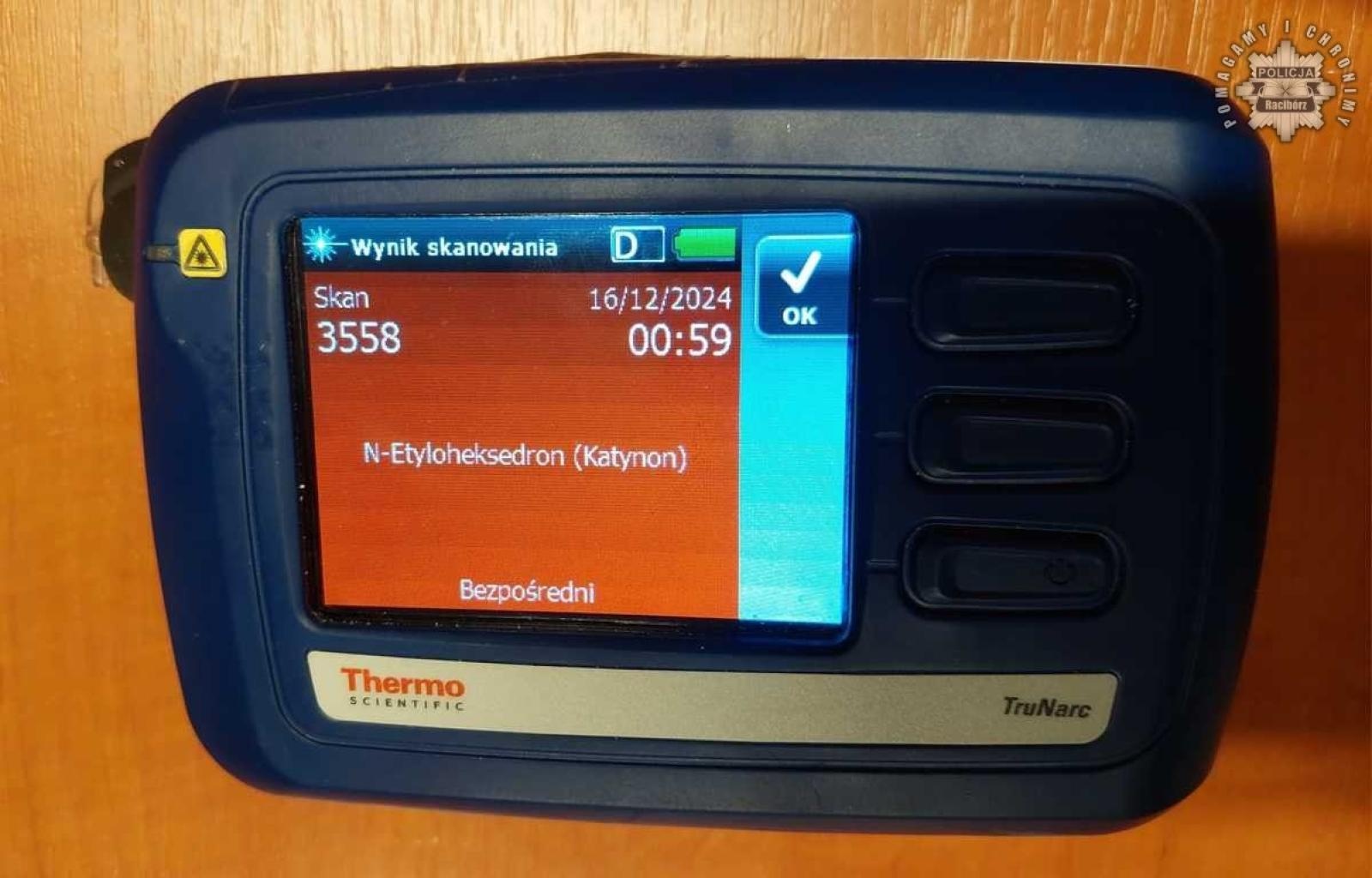 Zdjęcie w galerii na portalu naszraciborz.pl: Kierowca bez uprawnień, pasażer poszukiwany i z narkotykami wiadomości z regionu