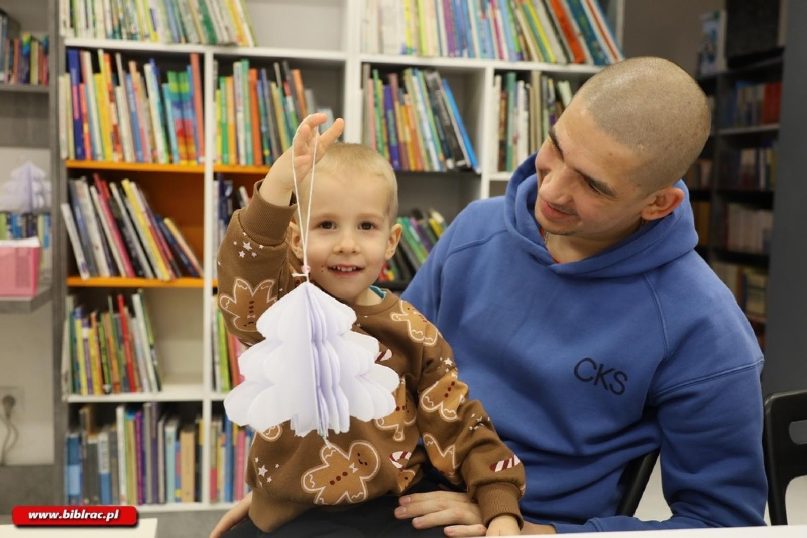 Zdjęcie w galerii na portalu naszraciborz.pl: Świąteczne warsztaty w Klubie Ojca wiadomości z regionu