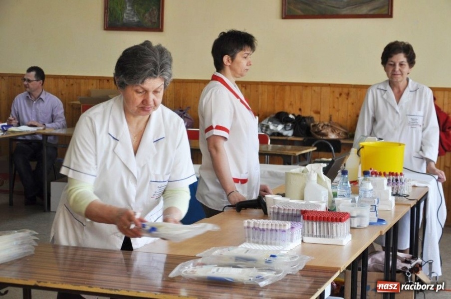Zdjęcie w galerii na portalu naszraciborz.pl: Prawie 23 litry krwi od studentów wiadomości z regionu