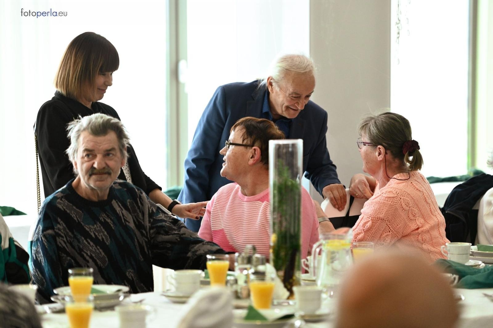 Zdjęcie w galerii na portalu naszraciborz.pl: Wigilia dla samotnych i potrzebujących mieszkańców gminy Krzanowice wiadomości z regionu