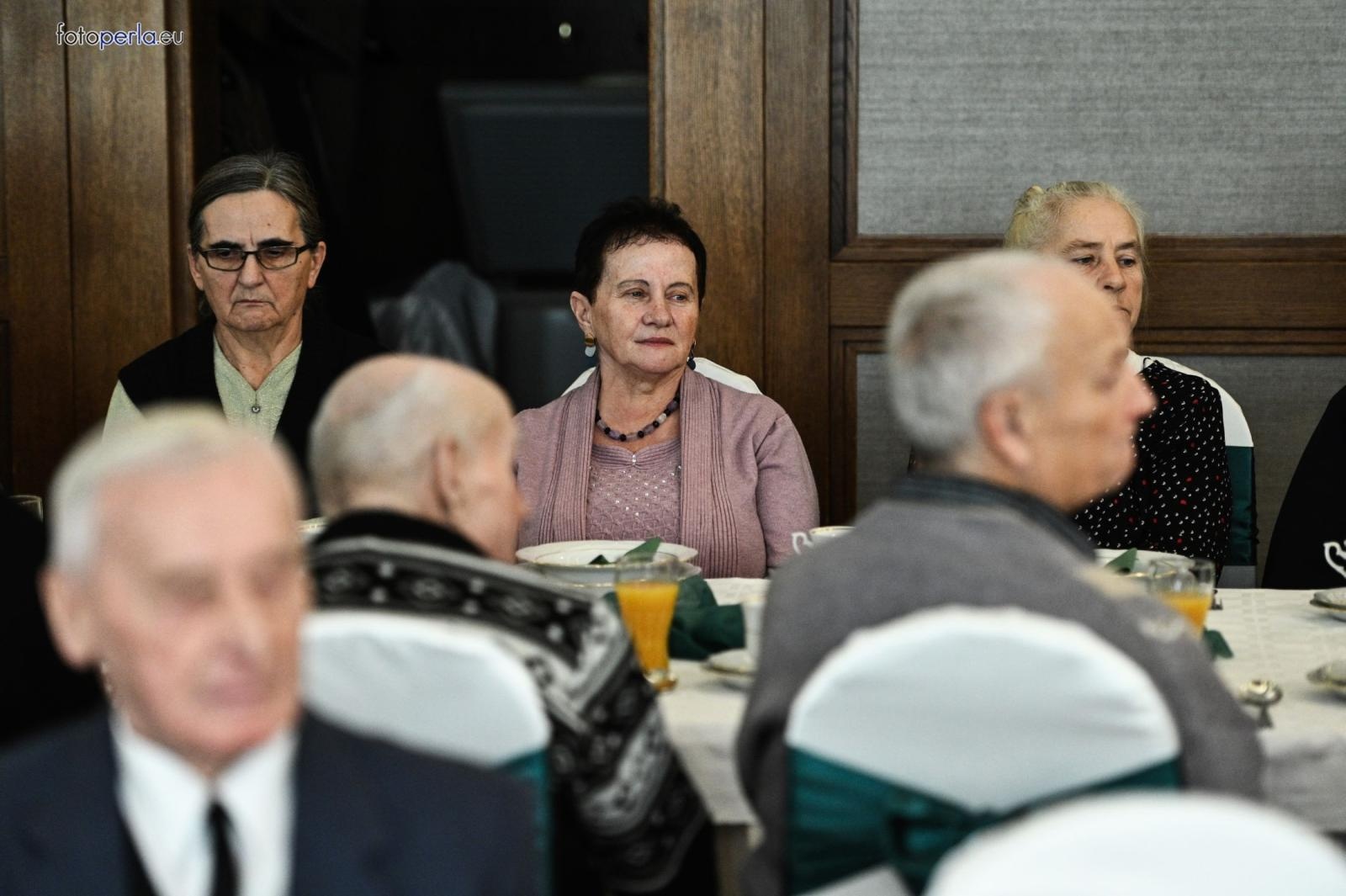 Zdjęcie w galerii na portalu naszraciborz.pl: Wigilia dla samotnych i potrzebujących mieszkańców gminy Krzanowice wiadomości z regionu