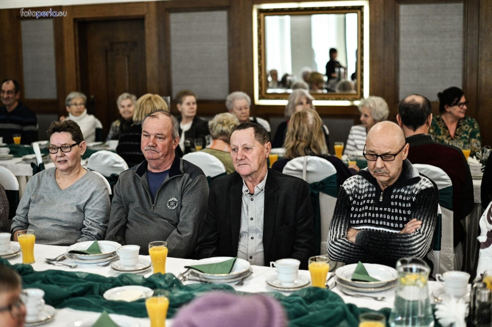 Zdjęcie w galerii na portalu naszraciborz.pl: Wigilia dla samotnych i potrzebujących mieszkańców gminy Krzanowice wiadomości z regionu