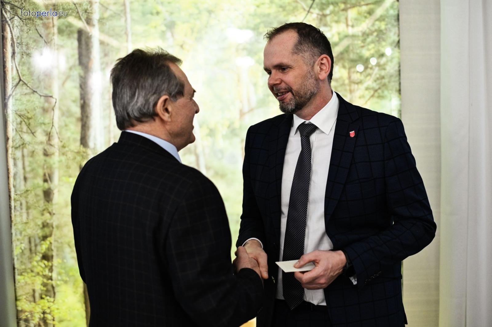 Zdjęcie w galerii na portalu naszraciborz.pl: Wigilia dla samotnych i potrzebujących mieszkańców gminy Krzanowice wiadomości z regionu