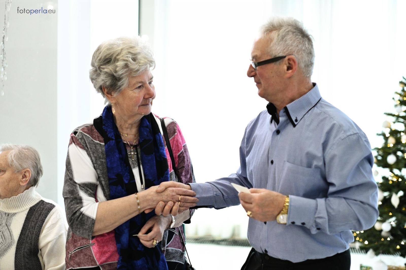 Zdjęcie w galerii na portalu naszraciborz.pl: Wigilia dla samotnych i potrzebujących mieszkańców gminy Krzanowice wiadomości z regionu