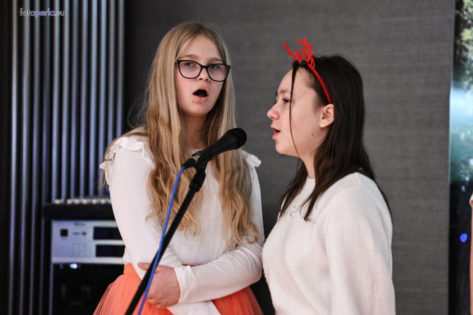 Zdjęcie w galerii na portalu naszraciborz.pl: Wigilia dla samotnych i potrzebujących mieszkańców gminy Krzanowice wiadomości z regionu