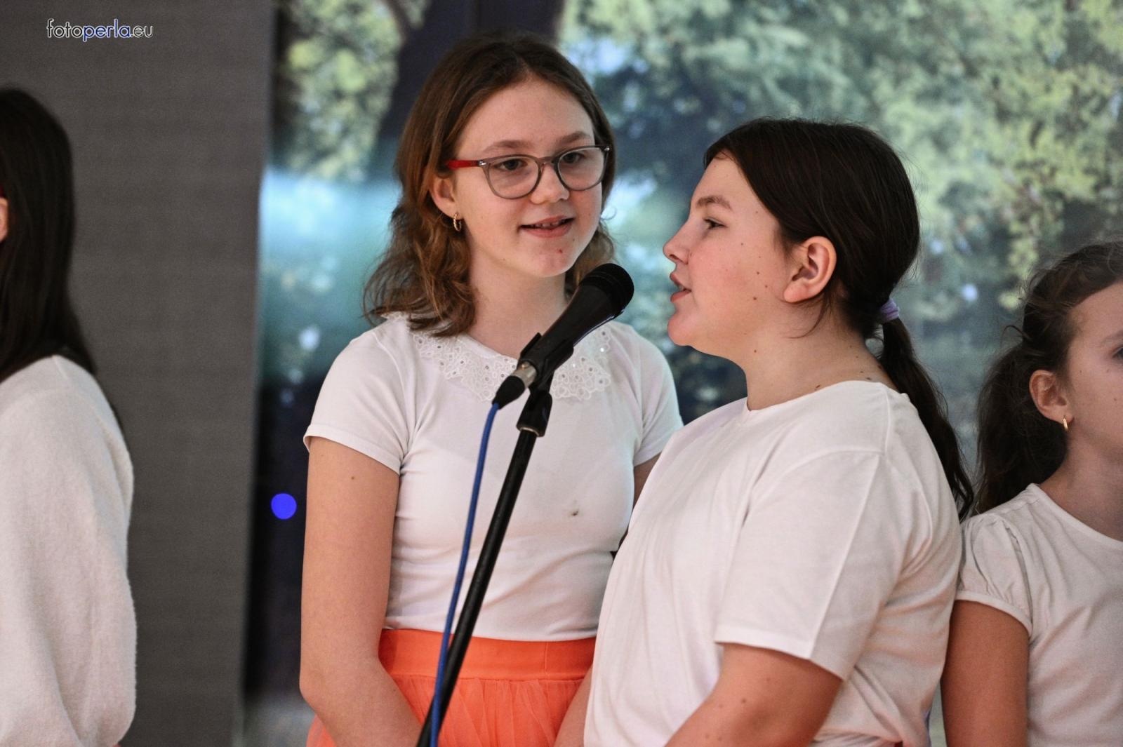 Zdjęcie w galerii na portalu naszraciborz.pl: Wigilia dla samotnych i potrzebujących mieszkańców gminy Krzanowice wiadomości z regionu