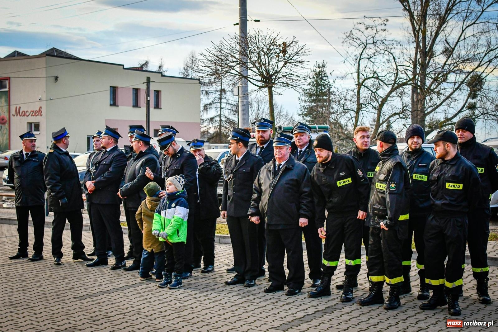 Zdjęcie w galerii na portalu naszraciborz.pl: W Pogrzebieniu miejscowej OSP uroczyście przekazano nowy wóz bojowy [FOTO i WIDEO] wiadomości z regionu