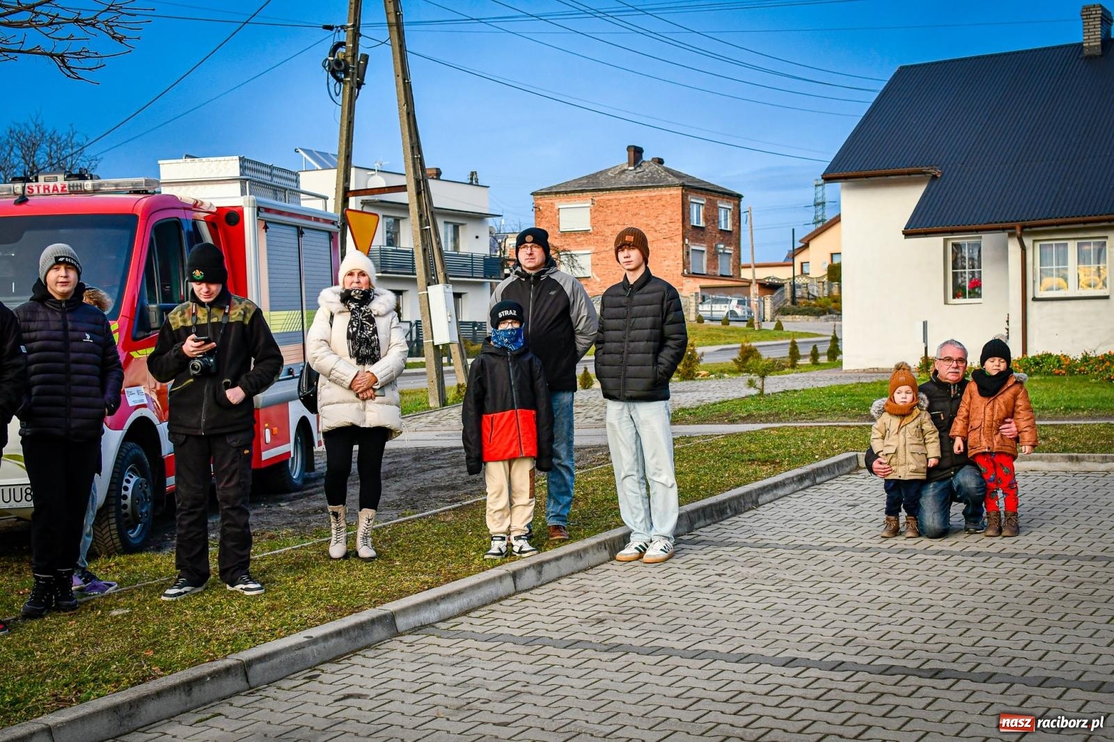 Zdjęcie w galerii na portalu naszraciborz.pl: W Pogrzebieniu miejscowej OSP uroczyście przekazano nowy wóz bojowy [FOTO i WIDEO] wiadomości z regionu