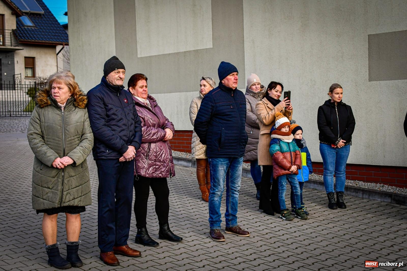 Zdjęcie w galerii na portalu naszraciborz.pl: W Pogrzebieniu miejscowej OSP uroczyście przekazano nowy wóz bojowy [FOTO i WIDEO] wiadomości z regionu