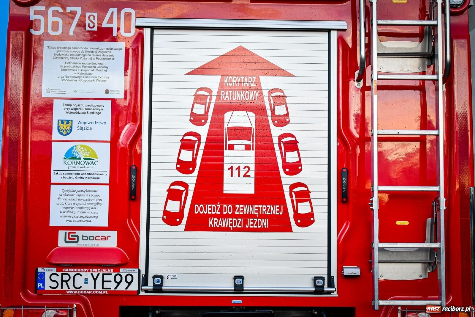 Zdjęcie w galerii na portalu naszraciborz.pl: W Pogrzebieniu miejscowej OSP uroczyście przekazano nowy wóz bojowy [FOTO i WIDEO] wiadomości z regionu