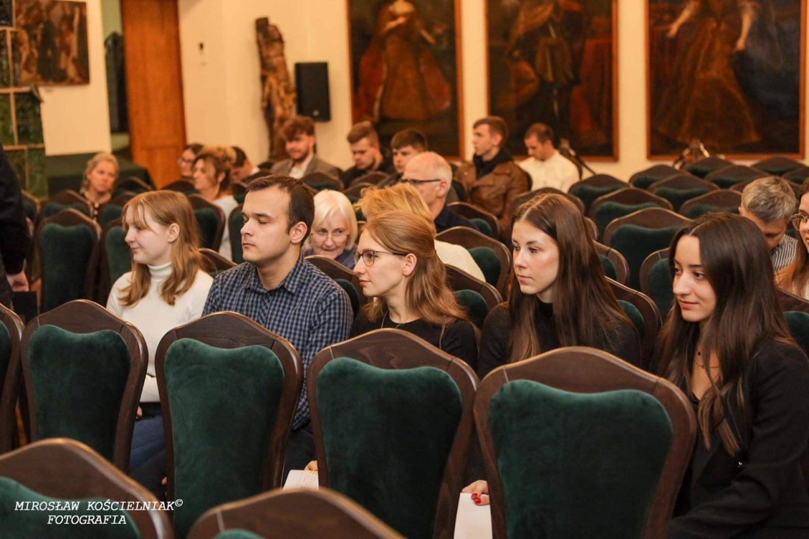 Zdjęcie w galerii na portalu naszraciborz.pl: Muzeum w Raciborzu. Angelus Silesius – poezja i mistycyzm w barokowym wydaniu  wiadomości z regionu