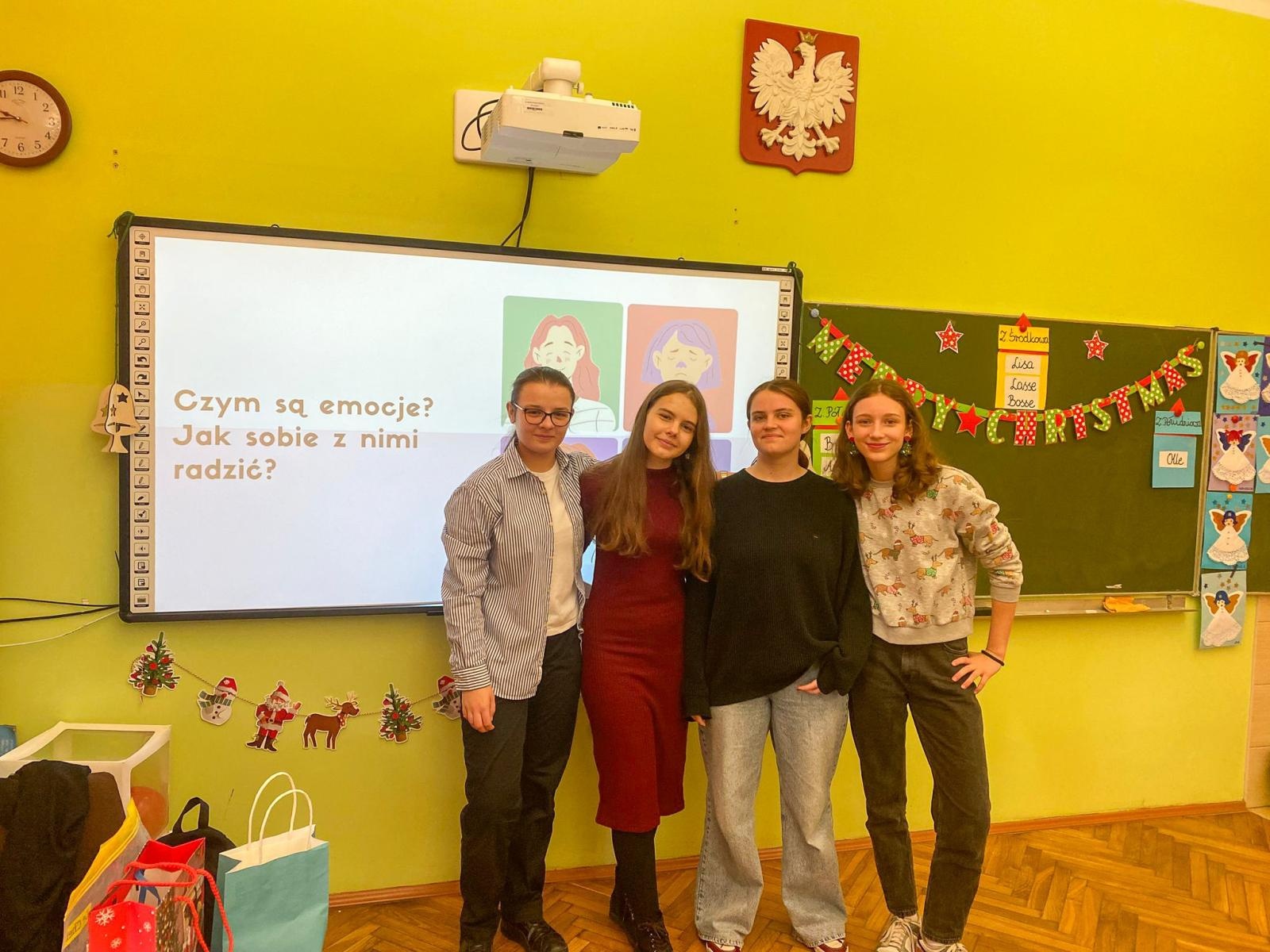 Zdjęcie w galerii na portalu naszraciborz.pl: Sztuka emocji – młodzież z Raciborza uczy, jak radzić sobie z uczuciami wiadomości z regionu