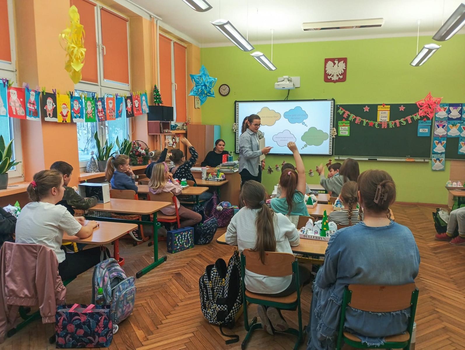 Zdjęcie w galerii na portalu naszraciborz.pl: Sztuka emocji – młodzież z Raciborza uczy, jak radzić sobie z uczuciami wiadomości z regionu