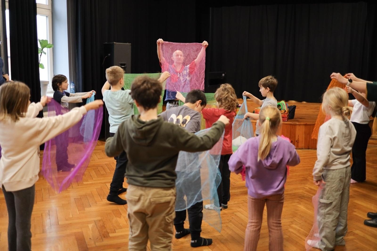 Zdjęcie w galerii na portalu naszraciborz.pl: O jednym Utopcu, który nie lubił śniegu wiadomości z regionu