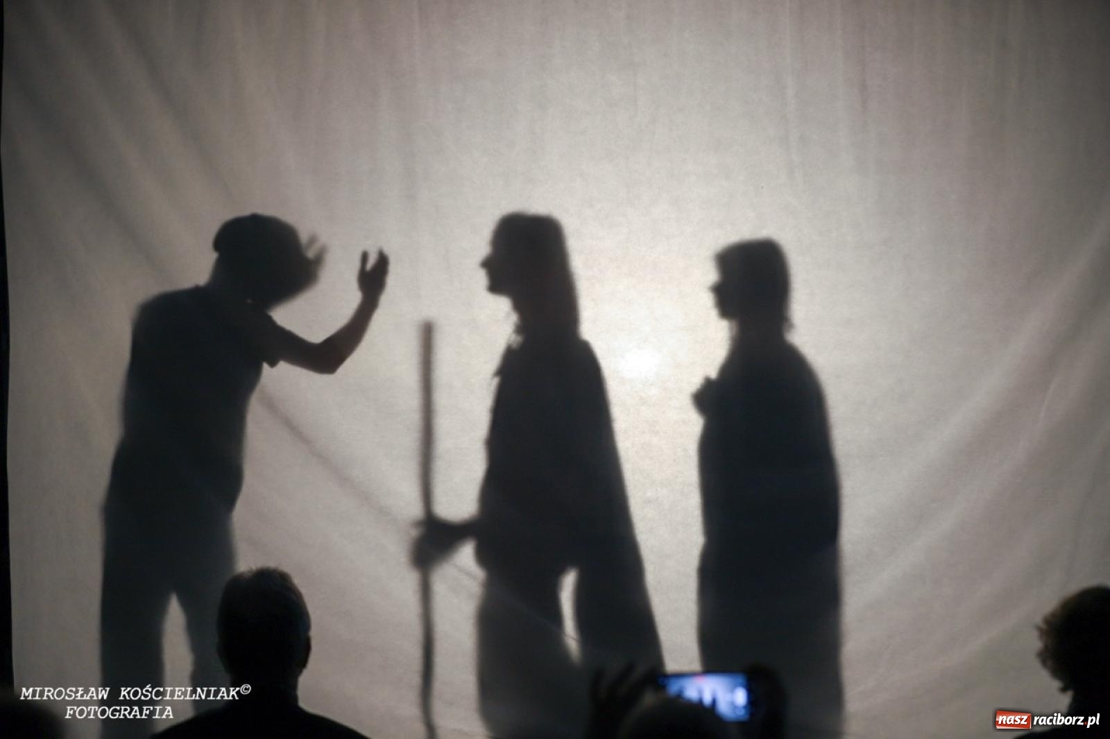 Zdjęcie w galerii na portalu naszraciborz.pl: Jasełka 2024 w Mechaniku. Magia świąt na scenie i w sercach wiadomości z regionu