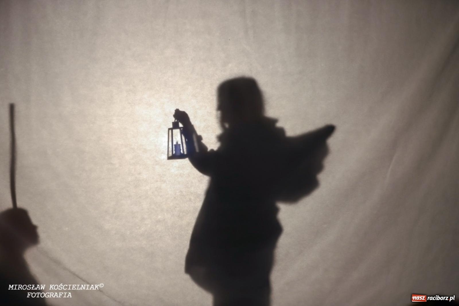 Zdjęcie w galerii na portalu naszraciborz.pl: Jasełka 2024 w Mechaniku. Magia świąt na scenie i w sercach wiadomości z regionu