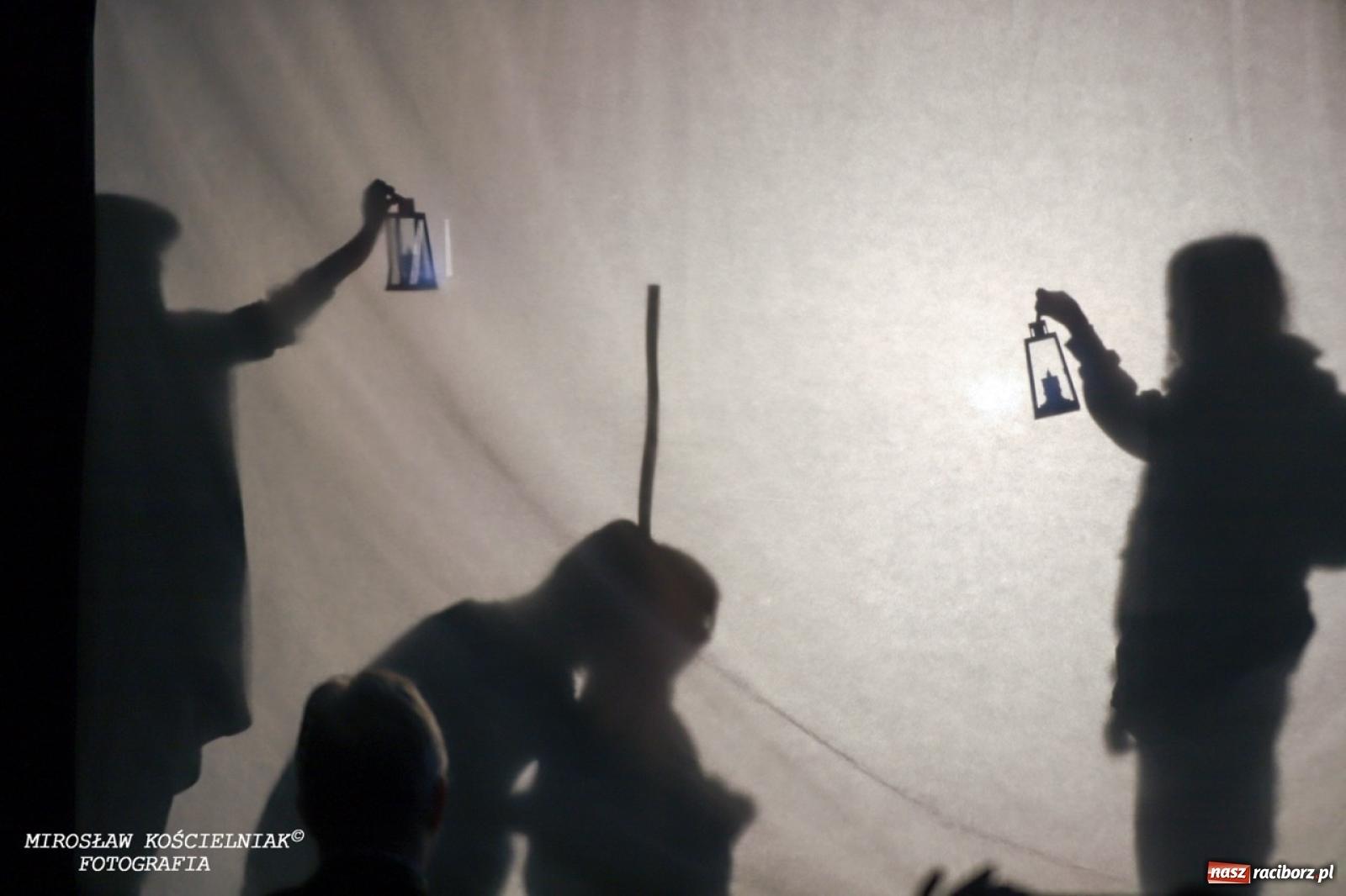 Zdjęcie w galerii na portalu naszraciborz.pl: Jasełka 2024 w Mechaniku. Magia świąt na scenie i w sercach wiadomości z regionu