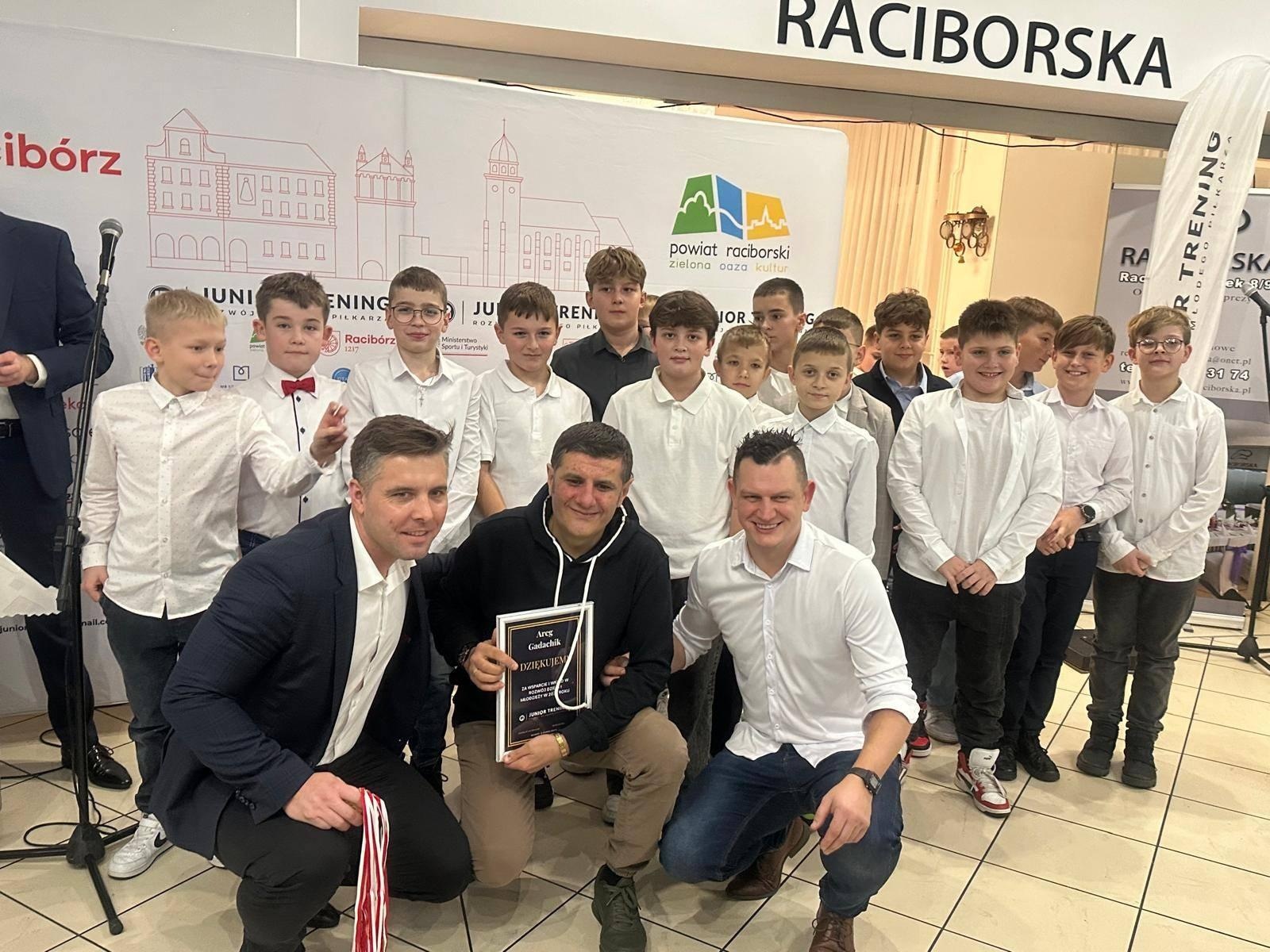 Zdjęcie w galerii na portalu naszraciborz.pl: I gala sportowa młodych mistrzów Junior Trening [FOTO] wiadomości z regionu