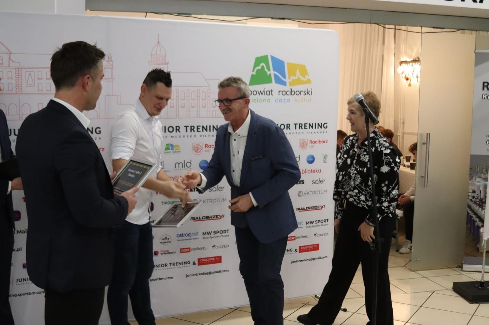 Zdjęcie w galerii na portalu naszraciborz.pl: I gala sportowa młodych mistrzów Junior Trening [FOTO] wiadomości z regionu