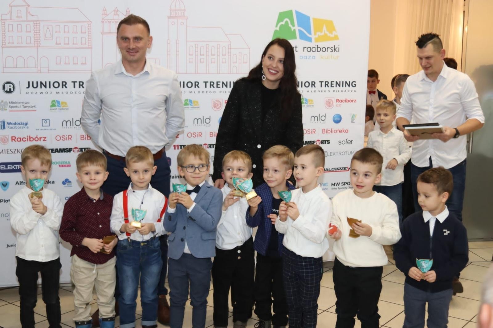Zdjęcie w galerii na portalu naszraciborz.pl: I gala sportowa młodych mistrzów Junior Trening [FOTO] wiadomości z regionu