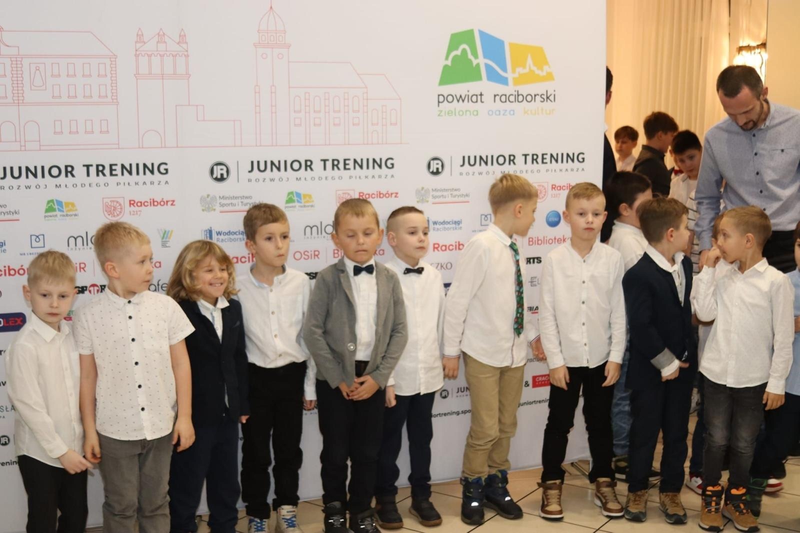 Zdjęcie w galerii na portalu naszraciborz.pl: I gala sportowa młodych mistrzów Junior Trening [FOTO] wiadomości z regionu