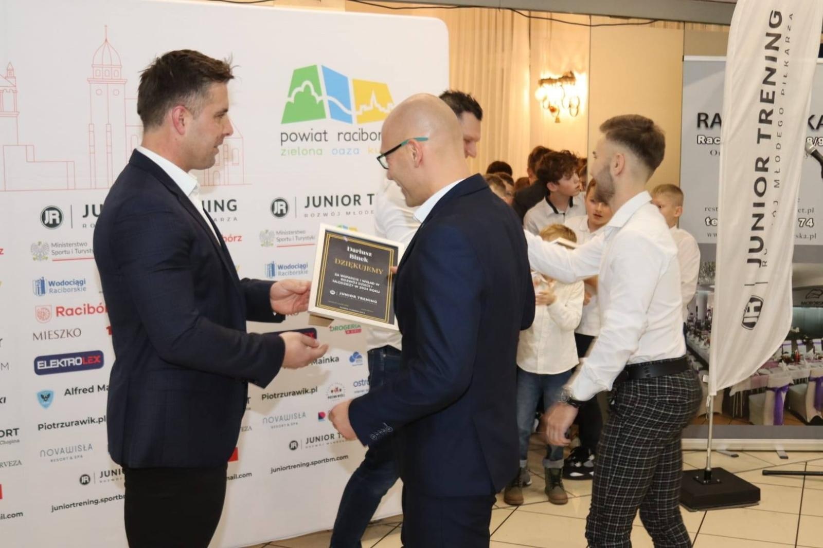 Zdjęcie w galerii na portalu naszraciborz.pl: I gala sportowa młodych mistrzów Junior Trening [FOTO] wiadomości z regionu