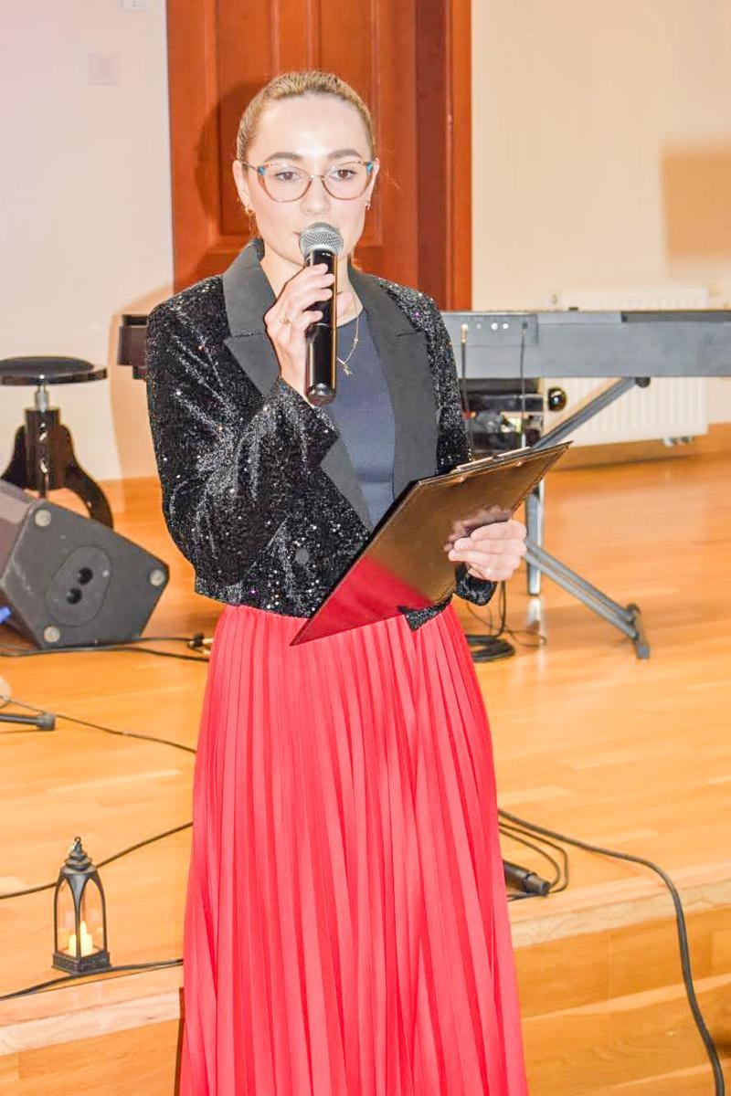 Zdjęcie w galerii na portalu naszraciborz.pl: Uczniowie Ogniska Fulnart wprowadzili świąteczny nastrój na Zamku Piastowskim wiadomości z regionu