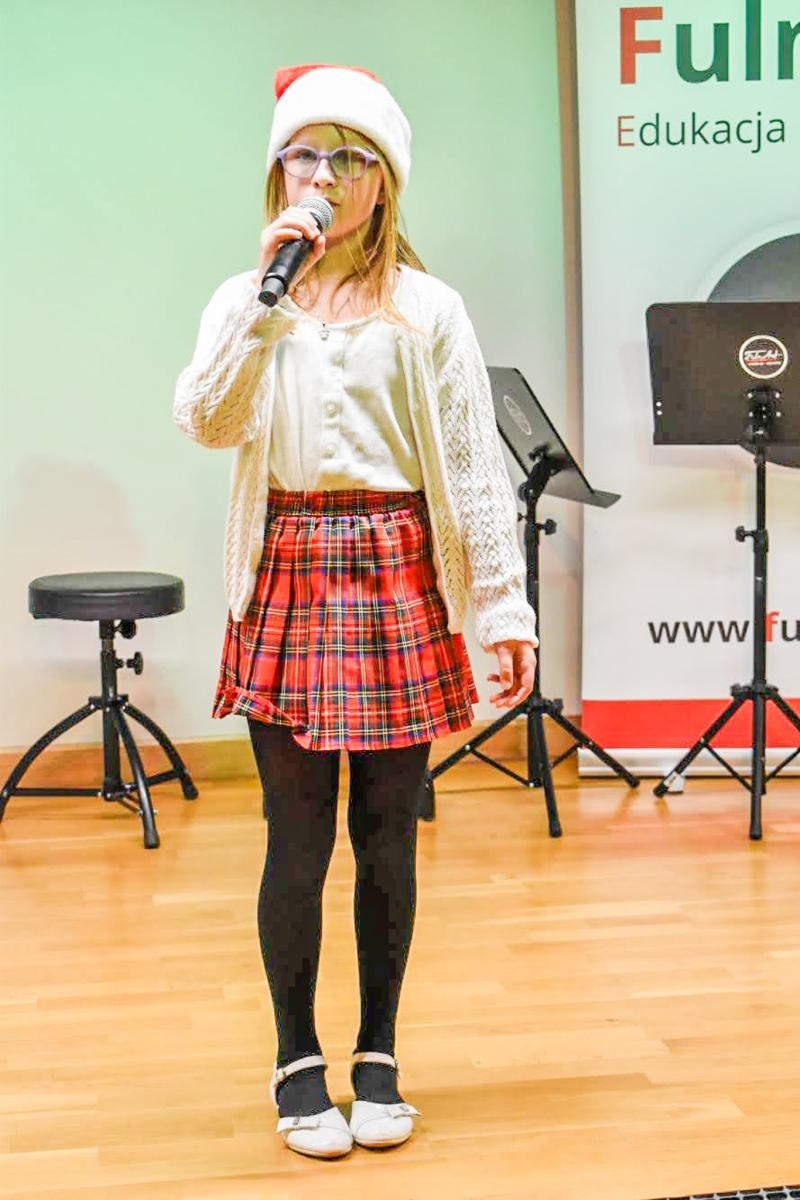 Zdjęcie w galerii na portalu naszraciborz.pl: Uczniowie Ogniska Fulnart wprowadzili świąteczny nastrój na Zamku Piastowskim wiadomości z regionu